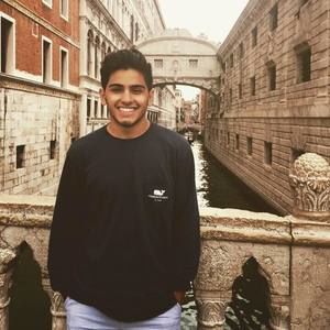 Meet your Posher, Alejandro